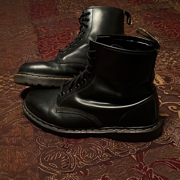 Dr. Martens Other - Dr Martens The Original Combat